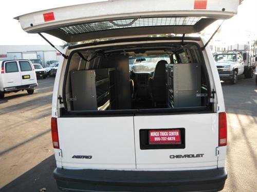 Chevrolet Astro 2000 photo 2