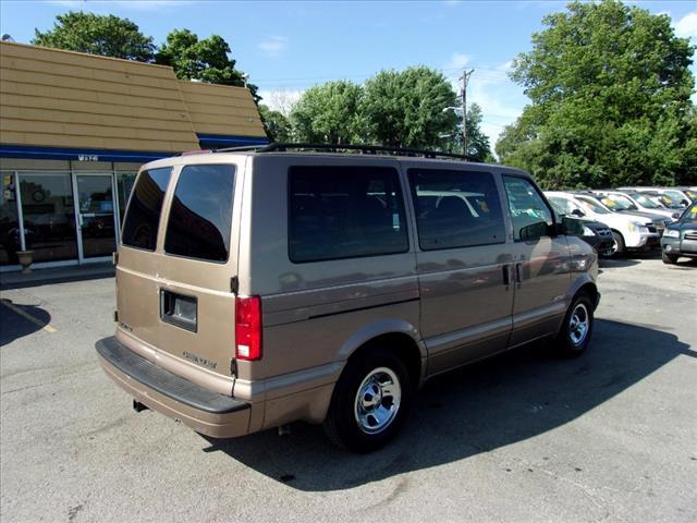 Chevrolet Astro 2002 photo 4
