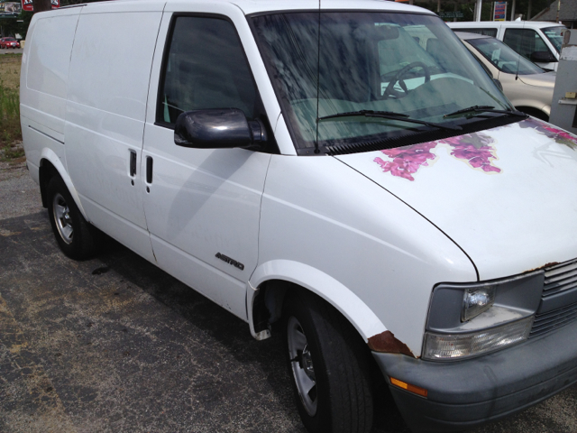 Chevrolet Astro 2002 photo 1