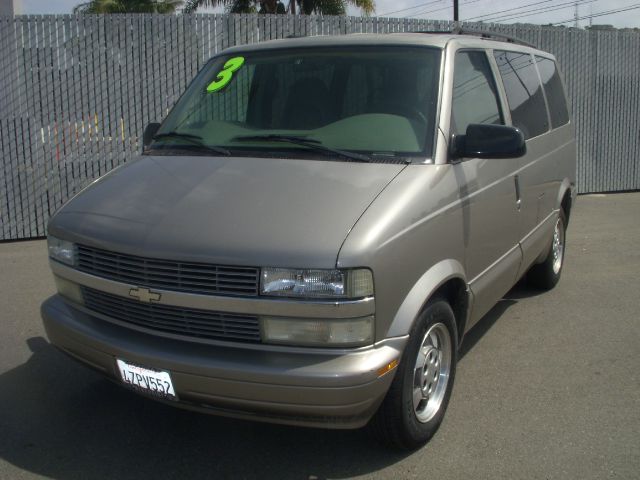 Chevrolet Astro 2003 photo 4