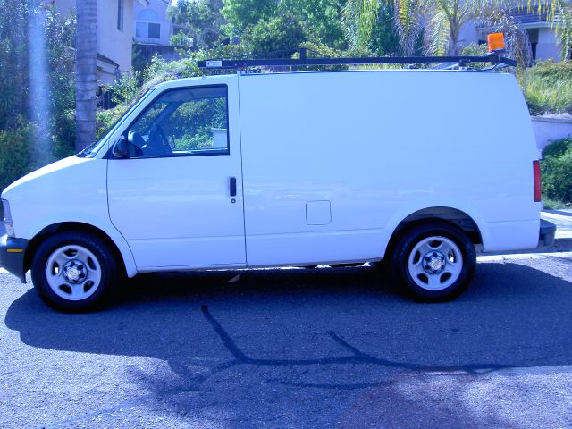 Chevrolet Astro 2003 photo 27