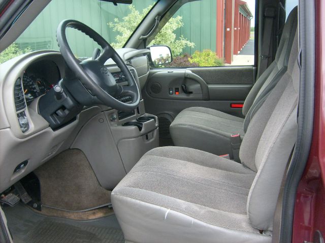 Chevrolet Astro 2003 photo 6