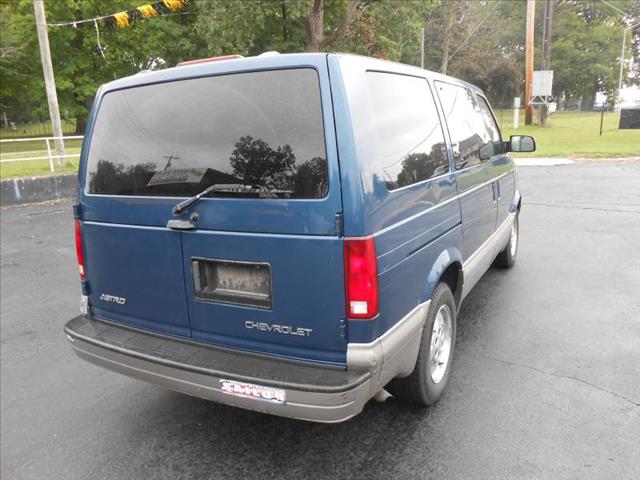 Chevrolet Astro 2. Passenger Van