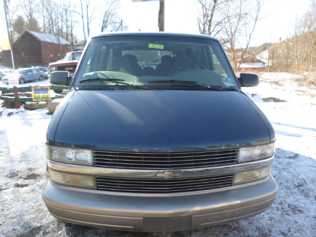 Chevrolet Astro 2003 photo 3