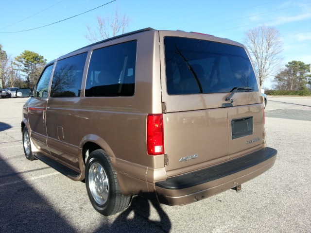 Chevrolet Astro 2003 photo 4
