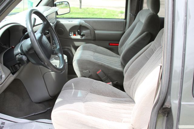 Chevrolet Astro 2003 photo 4