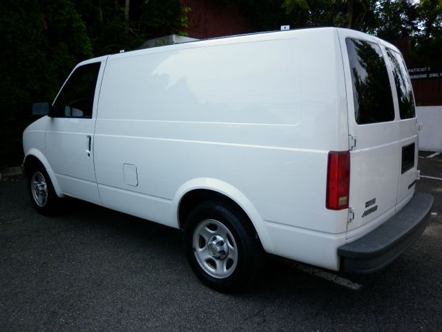 Chevrolet Astro Sport PZEV Passenger Van