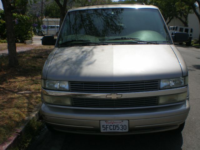 Chevrolet Astro 2004 photo 3
