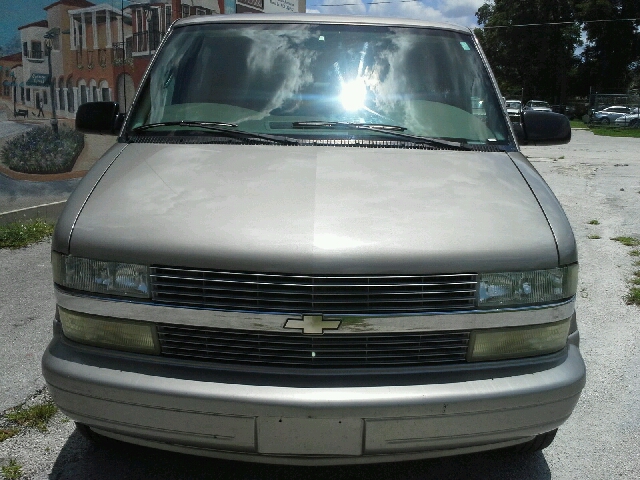 Chevrolet Astro 2004 photo 0