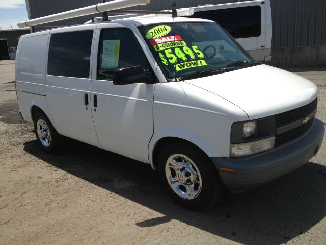 Chevrolet Astro 2004 photo 4