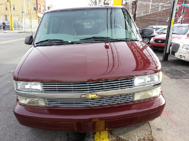 Chevrolet Astro 2005 photo 2