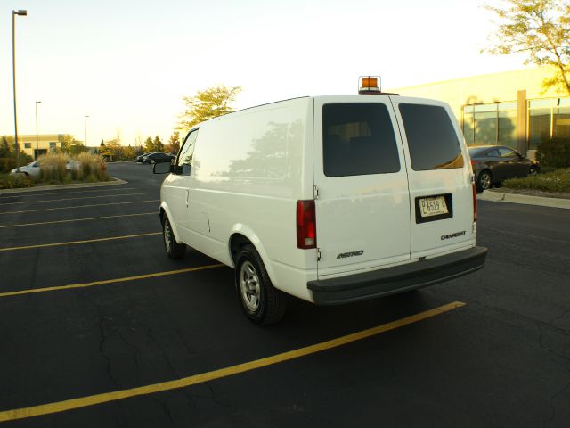 Chevrolet Astro 2005 photo 3