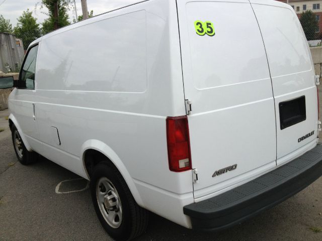 Chevrolet Astro 2005 photo 3