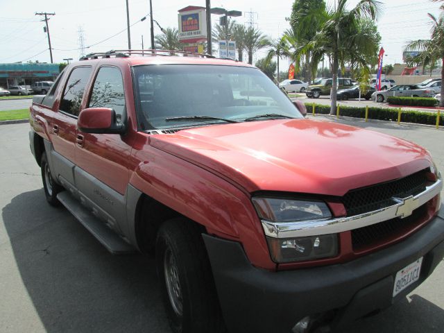 Chevrolet Avalanche 2002 photo 1