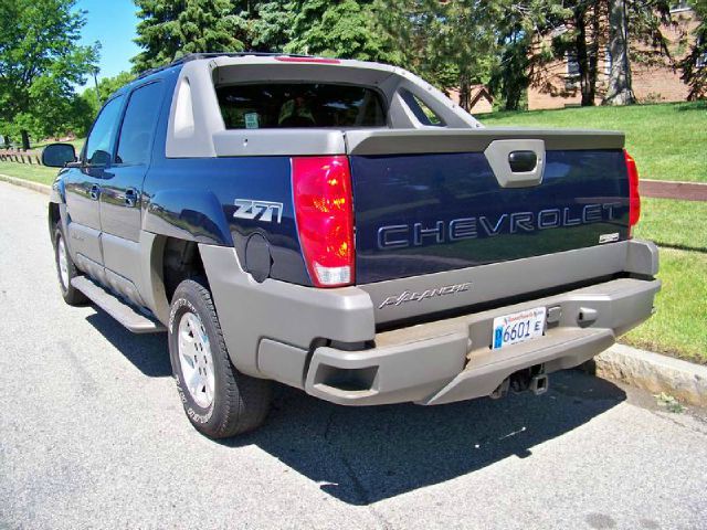 Chevrolet Avalanche 2002 photo 0