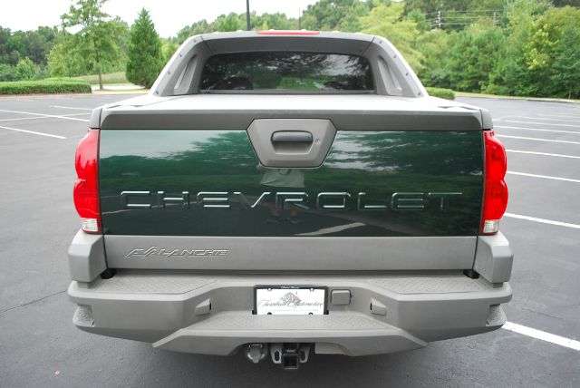 Chevrolet Avalanche 2002 photo 2