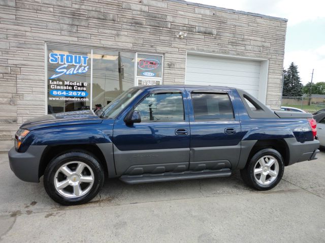 Chevrolet Avalanche 2002 photo 1