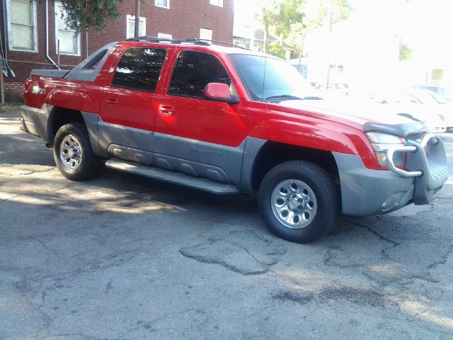 Chevrolet Avalanche C350 4dr Sdn 3.5L Sport RWD Sedan Pickup Truck