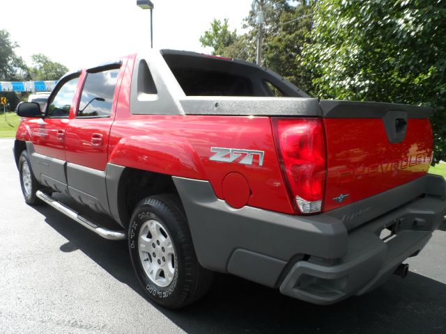 Chevrolet Avalanche 2002 photo 1