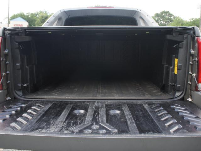 Chevrolet Avalanche 2002 photo 4