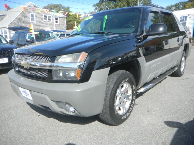 Chevrolet Avalanche 2002 photo 2
