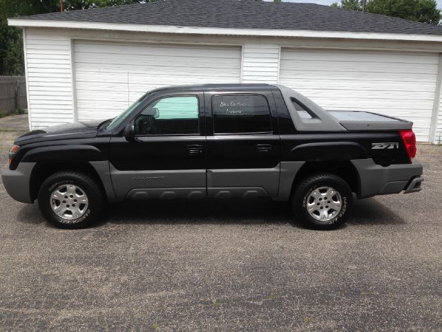 Chevrolet Avalanche 2002 photo 2