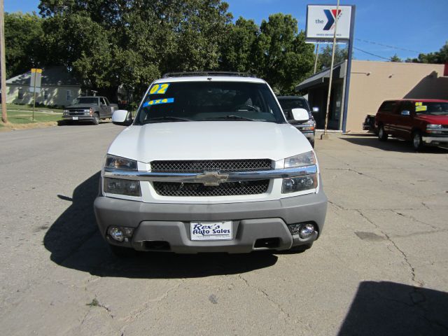 Chevrolet Avalanche 2002 photo 1