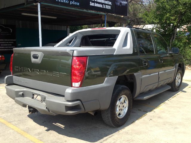 Chevrolet Avalanche C350 4dr Sdn 3.5L Sport RWD Sedan Pickup Truck