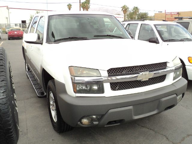 Chevrolet Avalanche C350 4dr Sdn 3.5L Sport RWD Sedan Pickup Truck