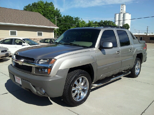 Chevrolet Avalanche 2002 photo 3