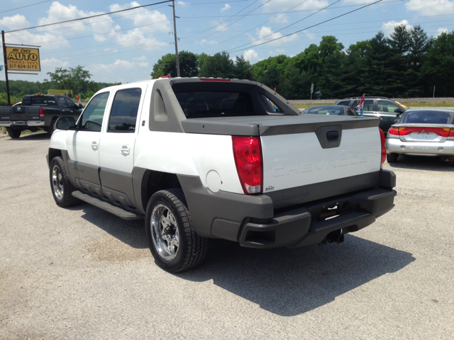 Chevrolet Avalanche 2002 photo 1
