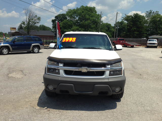 Chevrolet Avalanche 2002 photo 3