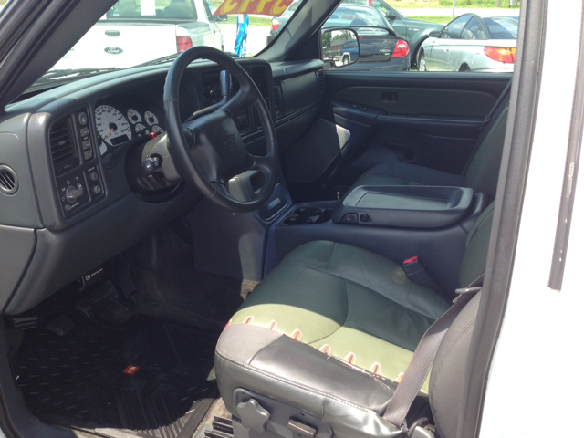 Chevrolet Avalanche 2002 photo 4