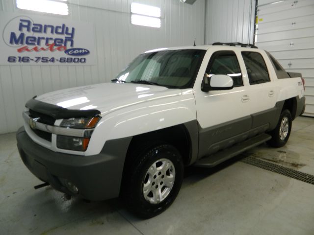 Chevrolet Avalanche C350 4dr Sdn 3.5L Sport RWD Sedan Pickup Truck