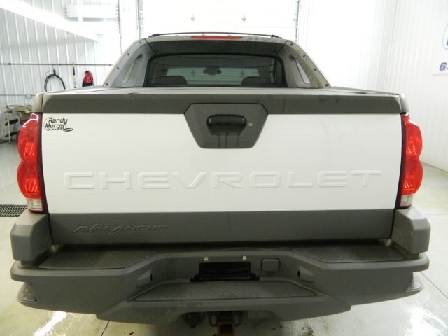 Chevrolet Avalanche 2002 photo 4