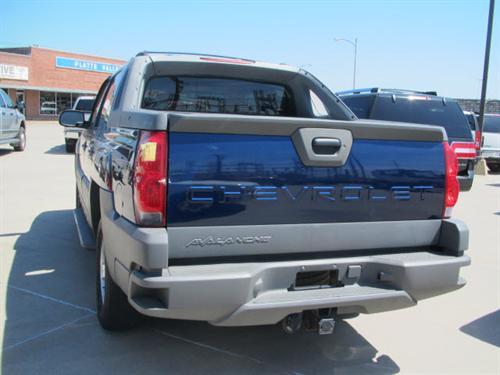 Chevrolet Avalanche 2002 photo 2
