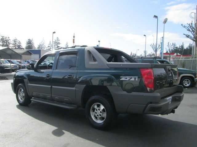 Chevrolet Avalanche 2002 photo 3