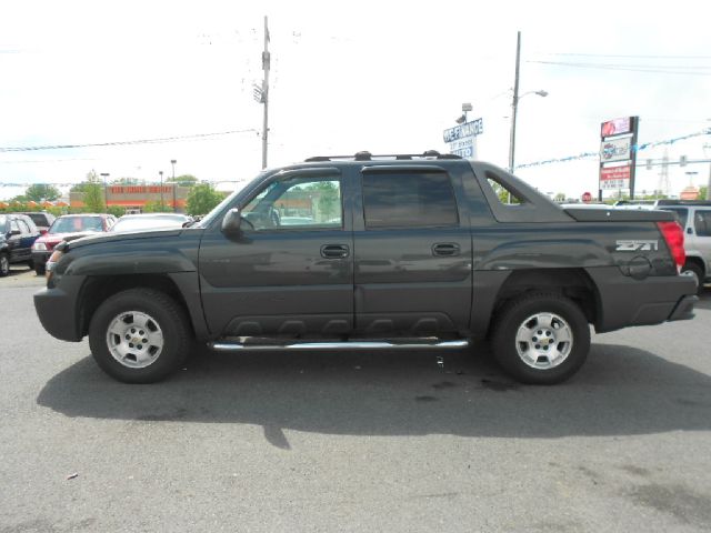 Chevrolet Avalanche 2003 photo 4