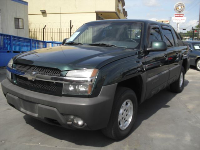 Chevrolet Avalanche 2003 photo 2