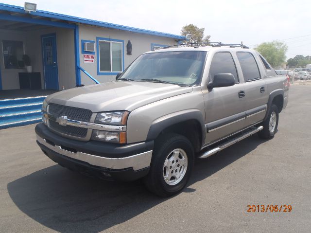 Chevrolet Avalanche C350 4dr Sdn 3.5L Sport RWD Sedan Pickup Truck