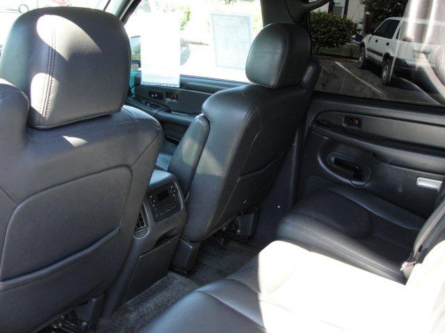 Chevrolet Avalanche 2003 photo 4