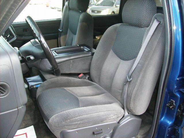 Chevrolet Avalanche 2003 photo 2