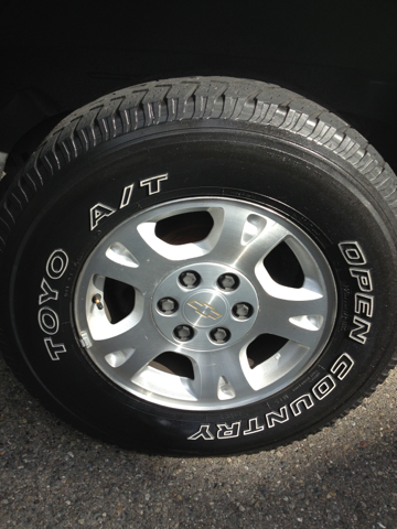 Chevrolet Avalanche 2003 photo 2