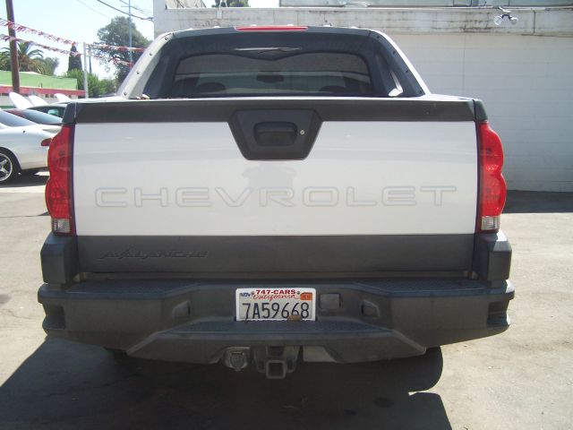 Chevrolet Avalanche 2003 photo 4