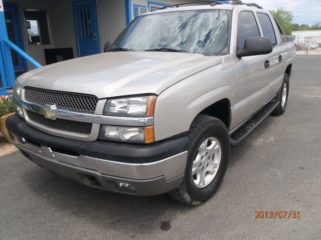 Chevrolet Avalanche 2004 photo 4