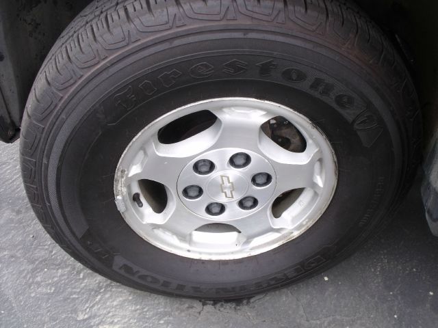 Chevrolet Avalanche 2004 photo 1