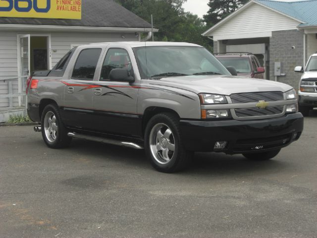 Chevrolet Avalanche 2004 photo 4
