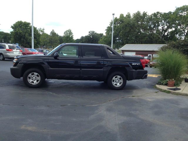 Chevrolet Avalanche 2004 photo 2