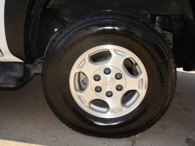 Chevrolet Avalanche 2004 photo 4