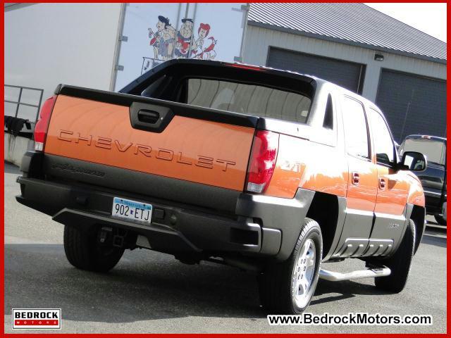 Chevrolet Avalanche 2004 photo 2